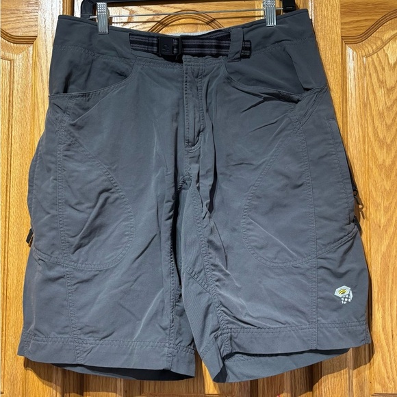 Mountain Hardwear Gray Men's Trail/Hiking Cargo Shorts Lightweight Medium - Picture 1 of 9